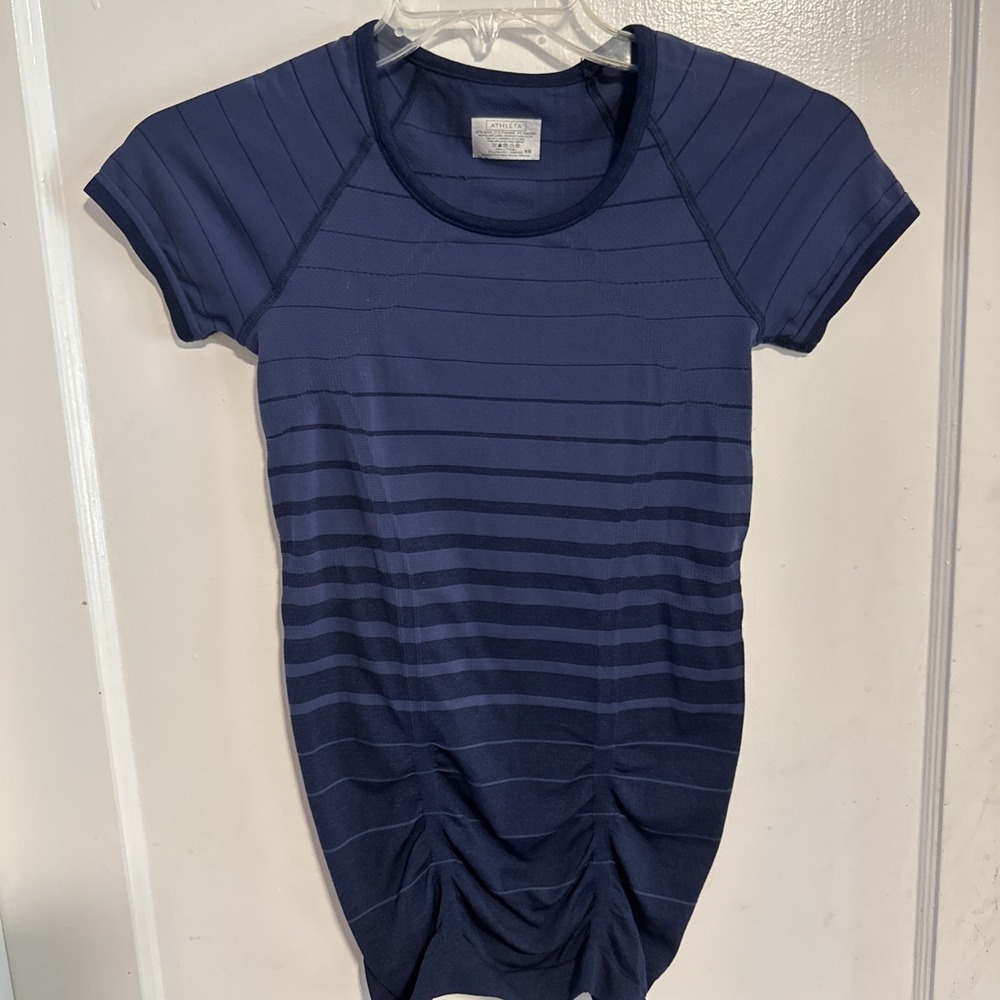 Athleta Womens XS Blue Scrunched Short Sleeve Athletic Shirt STRIPE